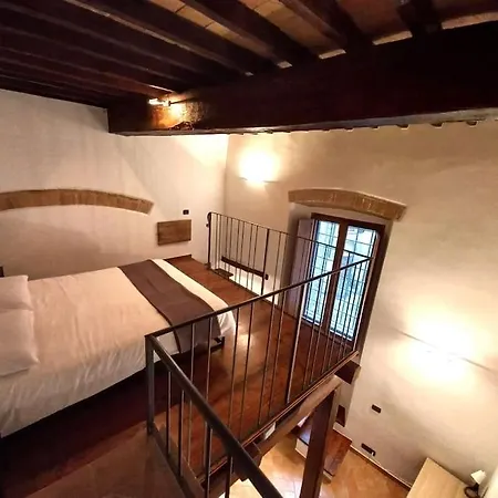 Casa Ai Due Archi * Amelia